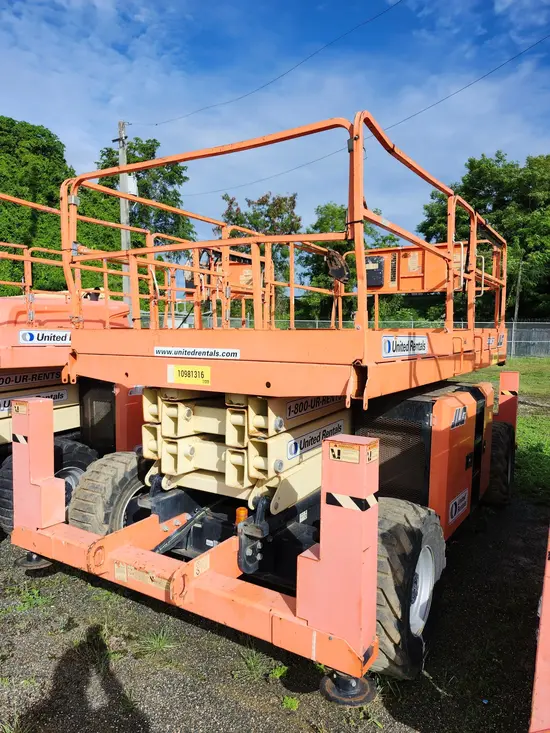 2019 JLG 330LRT Rough Terrain Scissor Lift