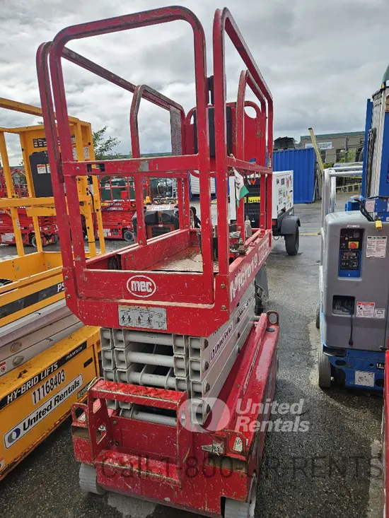 2018 MEC MICRO 19 Scissor Lift