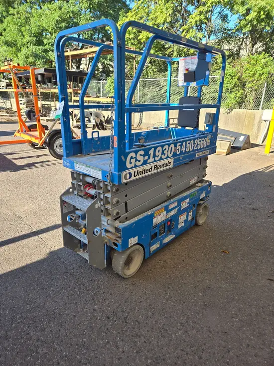 2018 Genie GS-1930 Scissor Lift