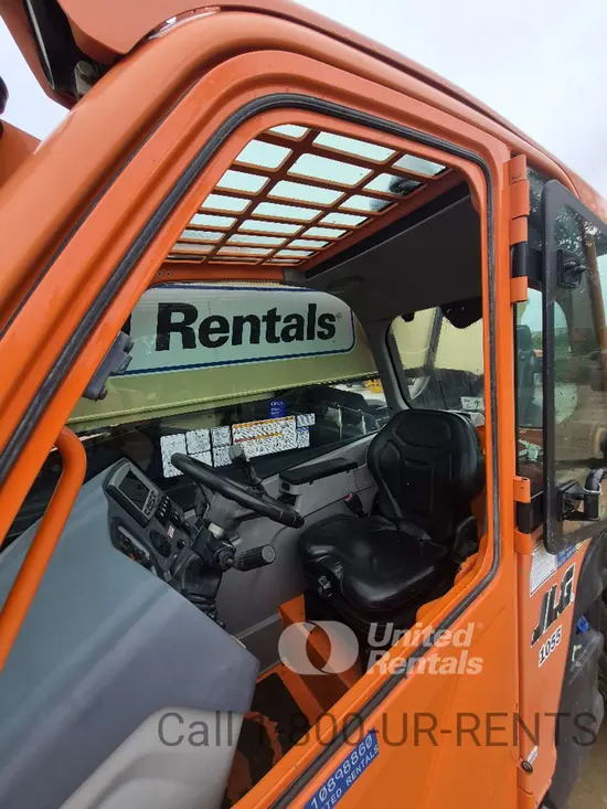 2019 JLG 1055 Forklift