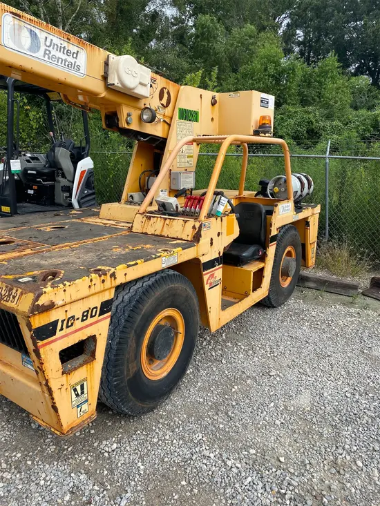 2014 Broderson IC-80-3J