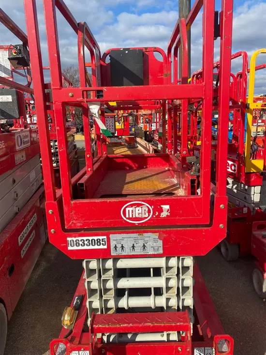 2018 MEC MICRO 19 Scissor Lift