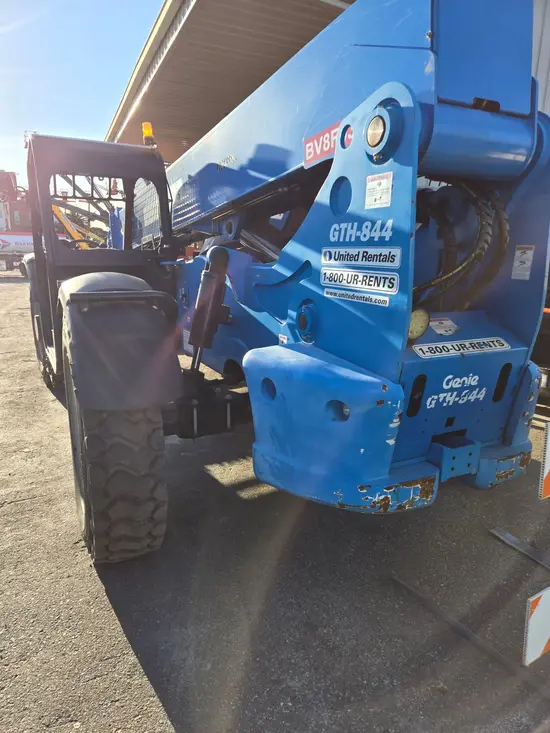 2017 Genie GTH-844 Forklift