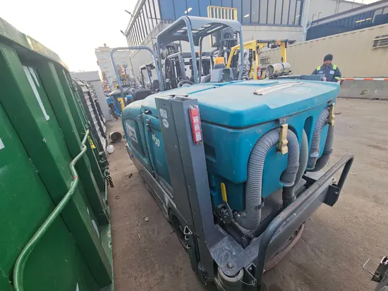 2019 Tennant M30 Sweeper