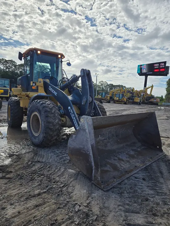 2021 John Deere 624L Wheel Loader