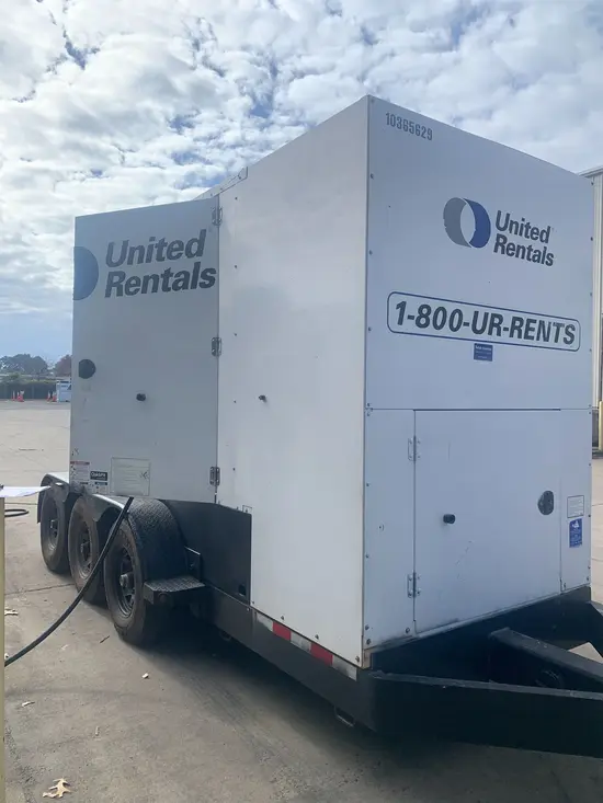 2015 Cummins C300D6R Diesel Generator