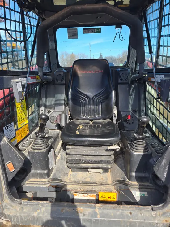 2019 Takeuchi TL12R2-CR Track Loader