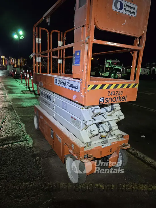 2020 Snorkel S3226E Scissor Lift