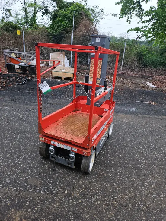 2019 Skyjack SJ12 Self-Propelled One-Person Lift