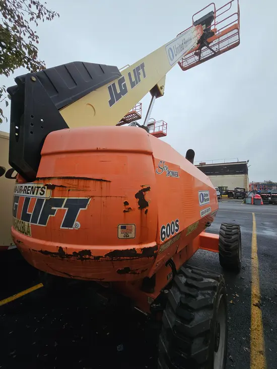 2017 JLG 600S Boom Lift