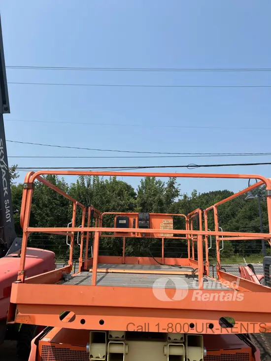 2012 JLG 4394RT Rough Terrain Scissor Lift