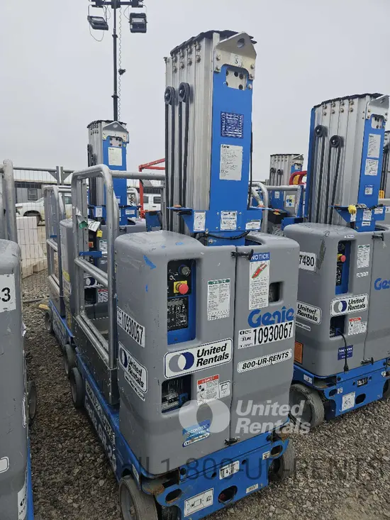 2019 Genie GR-20 Self-Propelled One-Person Lift