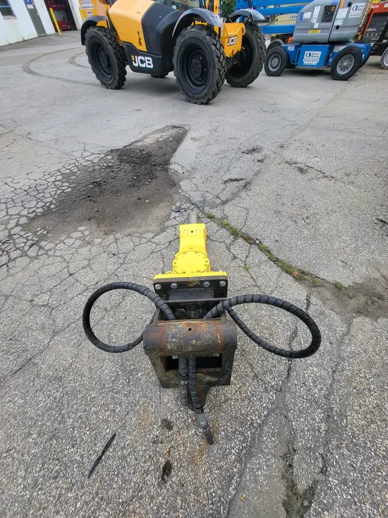 2021 Epiroc SB 452 Attachment