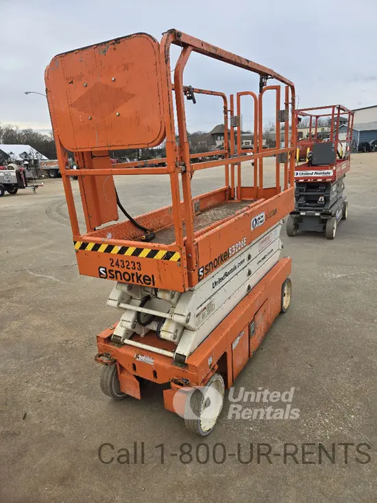 2020 Snorkel S3226E Scissor Lift