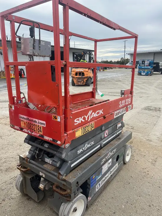 2018 Skyjack SJIII3219 Scissor Lift