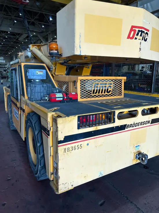 2014 Broderson IC-250-3D
