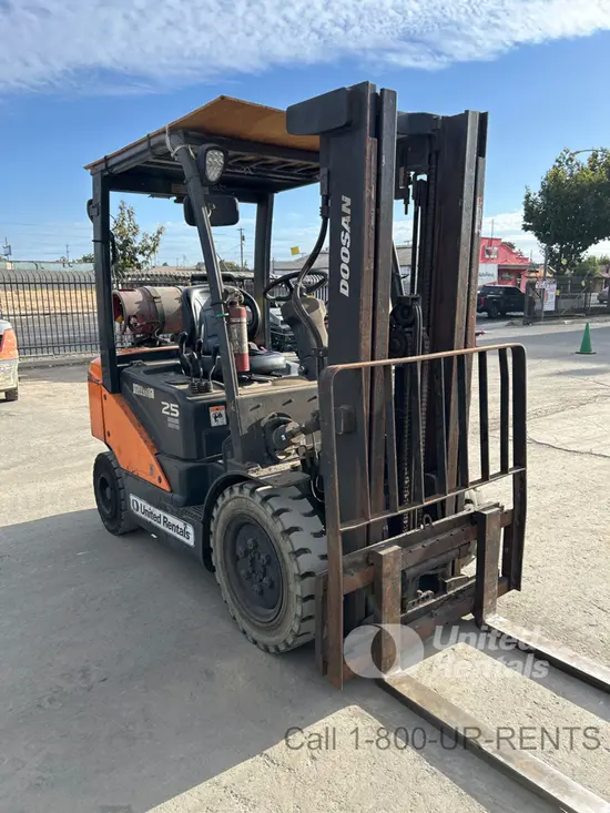 2022 Doosan G25P-7DF Warehouse Forklift