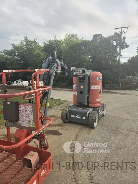 2018 Skyjack SJ30ARJE Articulating Boom Lift