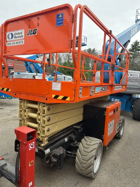2021 JLG ERT4069 Scissor Lift