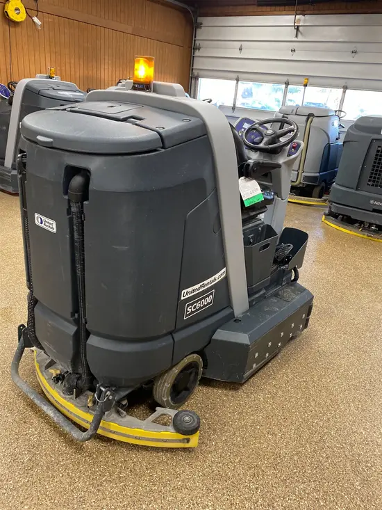 2020 Clarke SC6000 36C Scrubber
