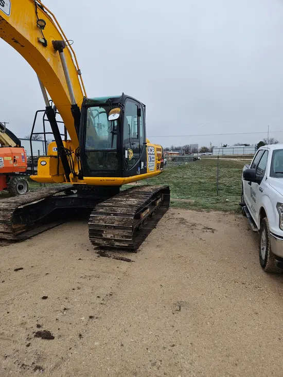 2018 JCB JS220 Excavator