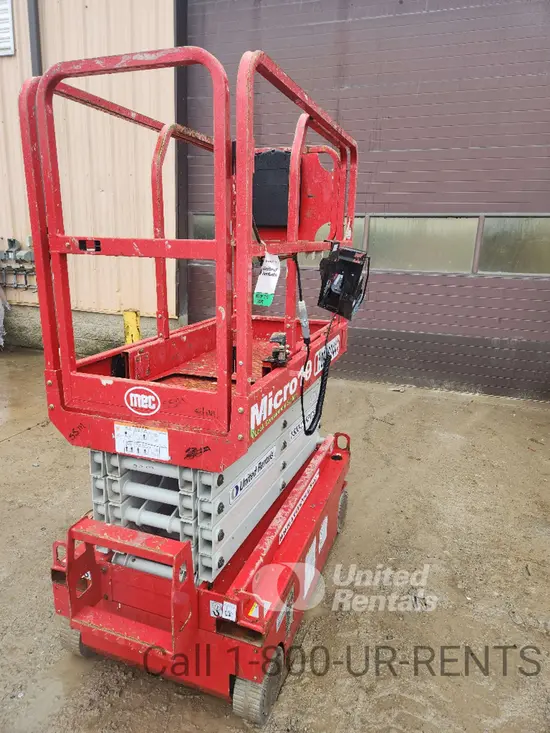 2019 MEC MICRO 19 Scissor Lift