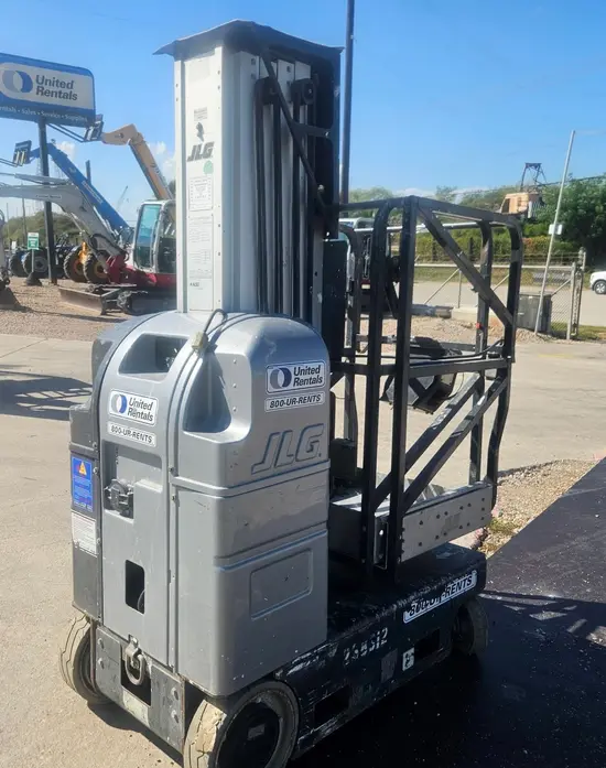 2019 JLG 20MVL Self-Propelled One-Person Lift