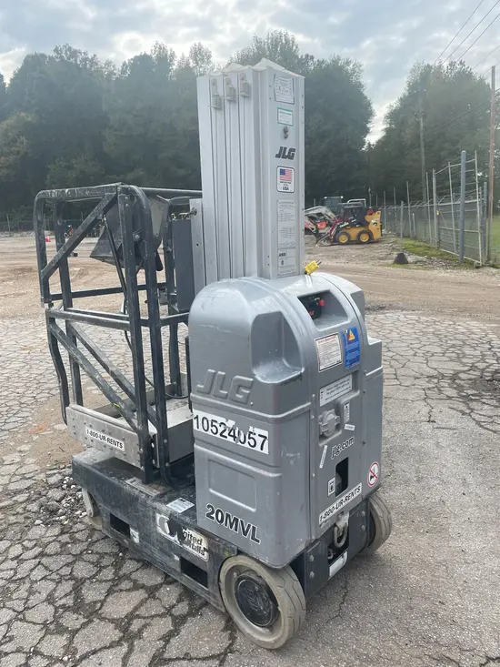 2016 JLG 20MVL Self-Propelled One-Person Lift