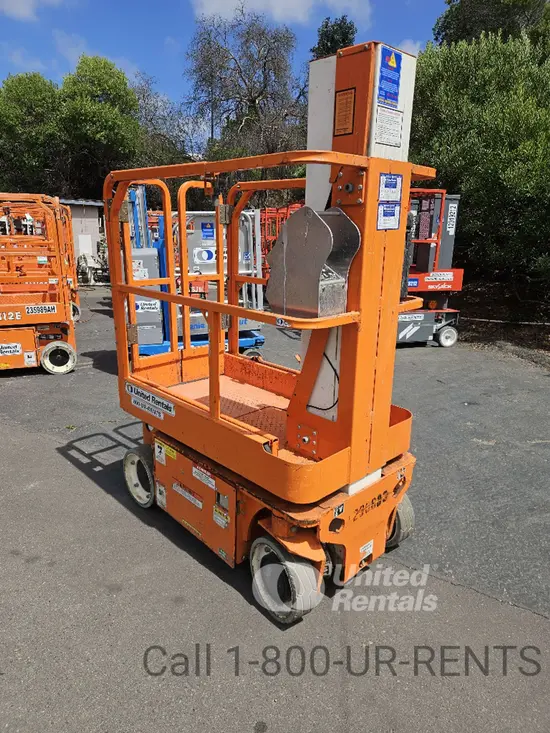 2022 Snorkel TM16E Self-Propelled One-Person Lift