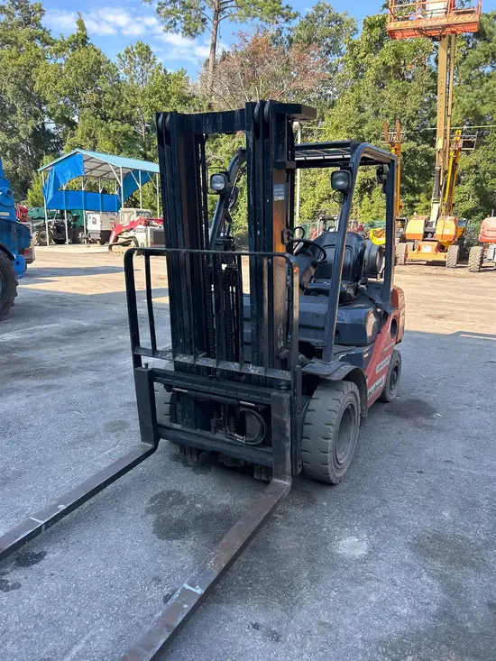 2017 Genie GTH-844D Forklift