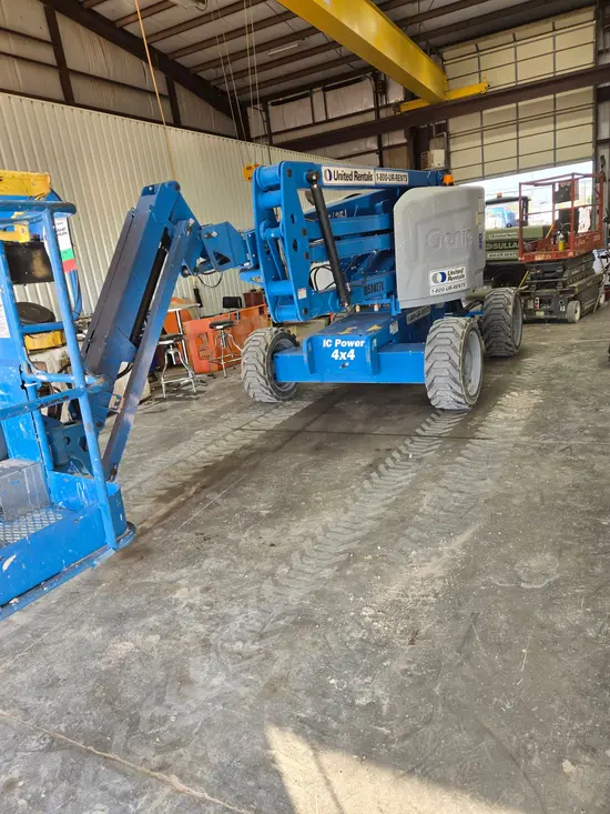 2017 Genie Z-45/25J IC Articulating Boom Lift
