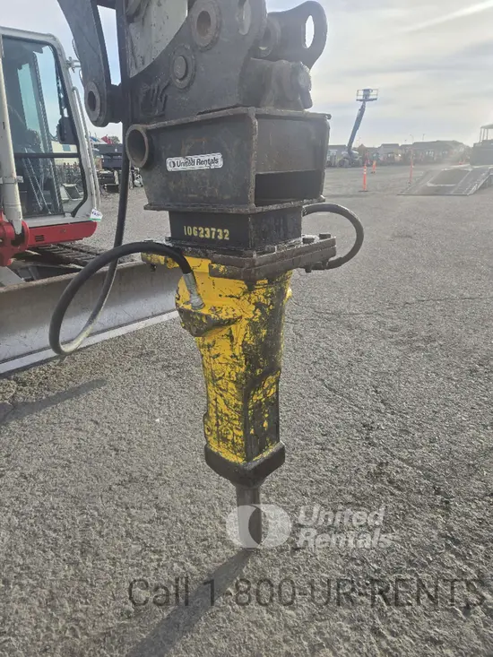 2017 Atlas Copco SB 452 Attachment