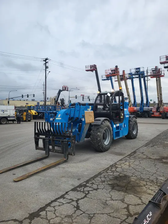 2018 Genie GTH-1256 Forklift