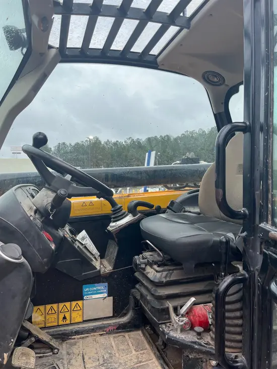 2017 JCB 550-170 Forklift