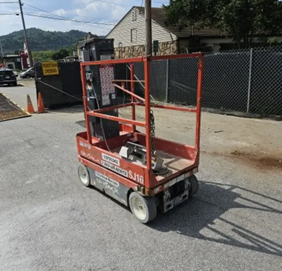 2018 Skyjack SJ16 Self-Propelled One-Person Lift