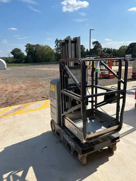 2017 JLG 20MVL Self-Propelled One-Person Lift