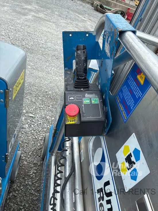 2019 Genie GR-20 Self-Propelled One-Person Lift