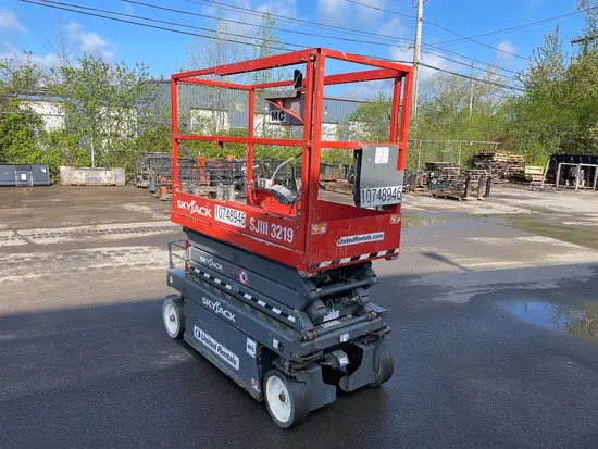 2018 Skyjack SJIII3219 Scissor Lift