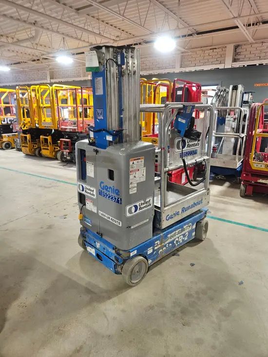 2016 Genie GR-20 Self-Propelled One-Person Lift