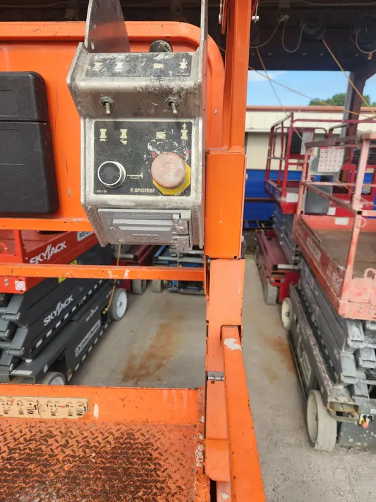2018 Snorkel S4732E Scissor Lift