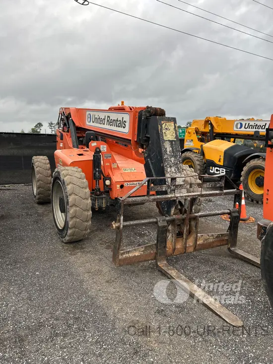 2018 SKYTRAK 6042 Forklift