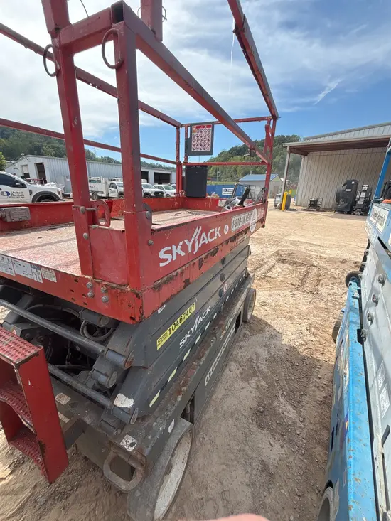 2016 Skyjack SJIII4632 Scissor Lift