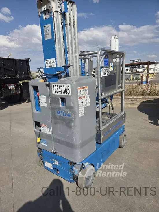 2016 Genie GR-20 Self-Propelled One-Person Lift