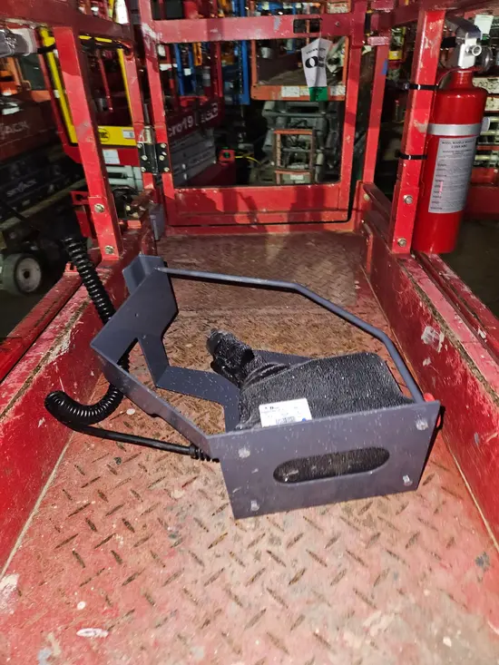 2019 MEC MICRO 19 Scissor Lift