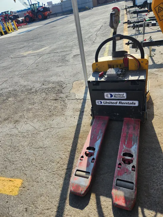 2018 YALE MPE060-VG Jack