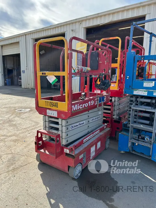 2020 MEC MICRO 19 Scissor Lift