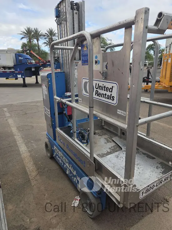 2020 Genie GR-20 Self-Propelled One-Person Lift