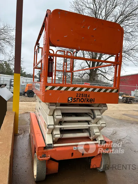 2019 Snorkel S4732E Scissor Lift