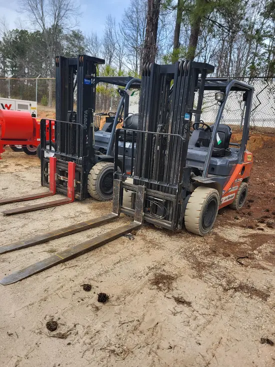 2019 Toyota 8FGU30 Warehouse Forklift