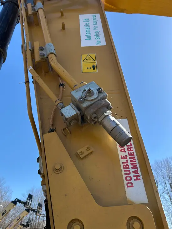 2018 CAT 320 Excavator